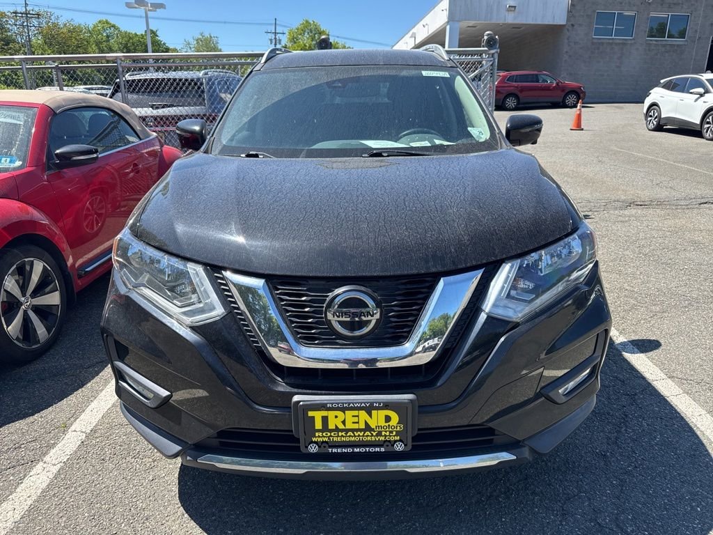 Used 2020 Black Nissan SL image 2