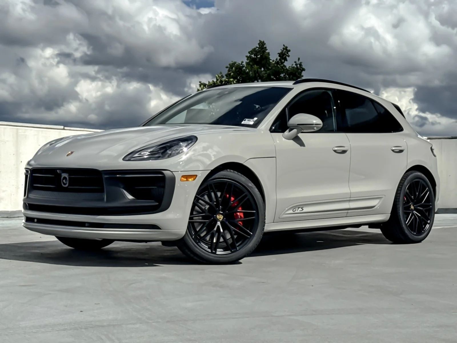 2026 Porsche Macan GTS