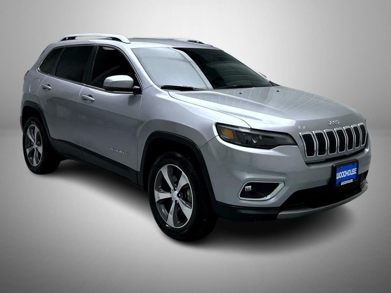 Used 2020 Silver Jeep Limited image 3