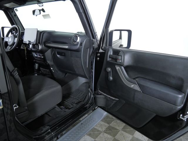 Used 2017 Black Jeep Unlimited Sport image 11
