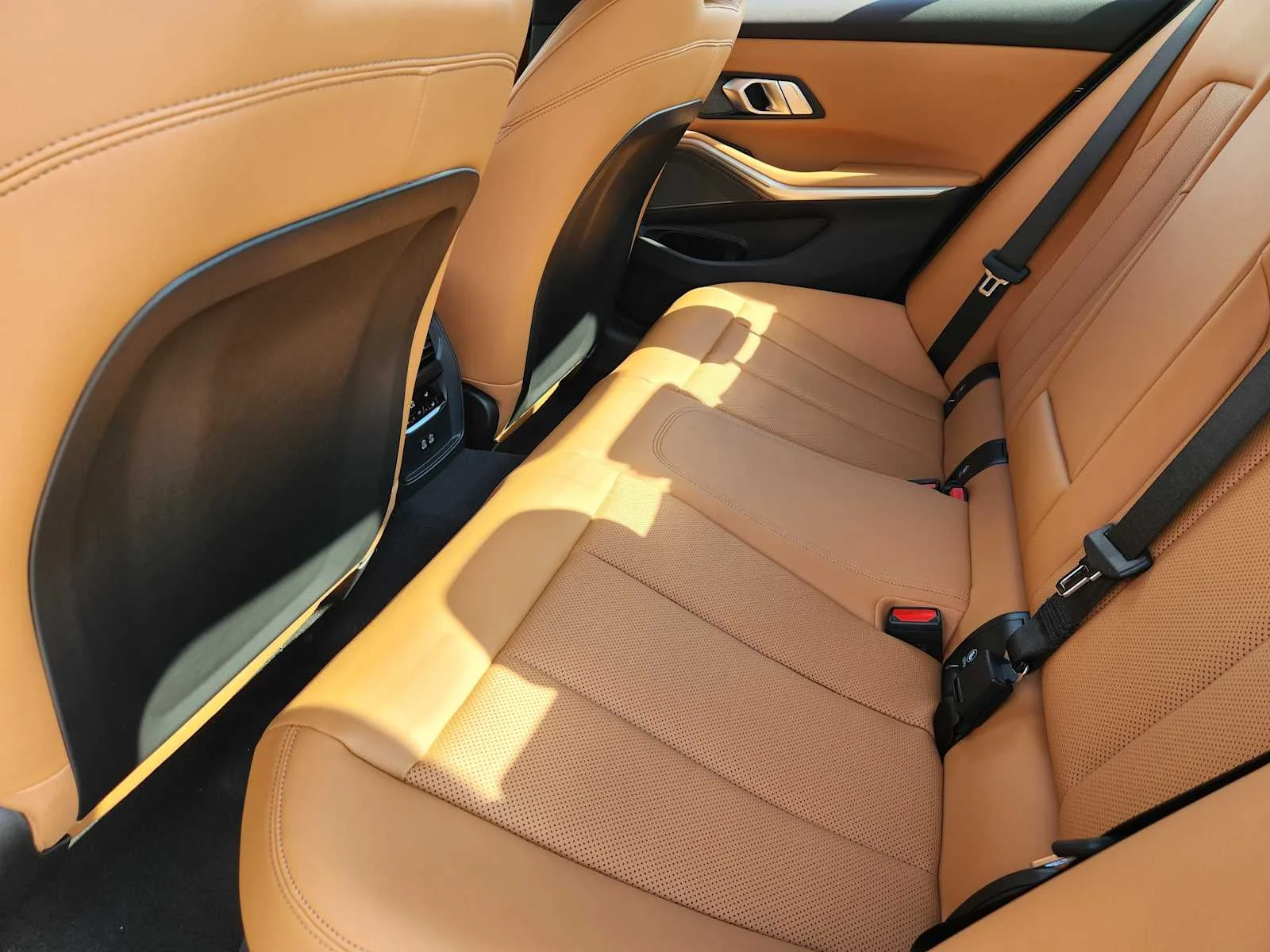 New 2026 Black Sapphire Metallic BMW 330i NA image 7