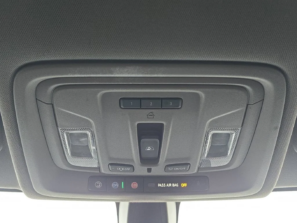 Used 2021 Gray Chevrolet RST image 29