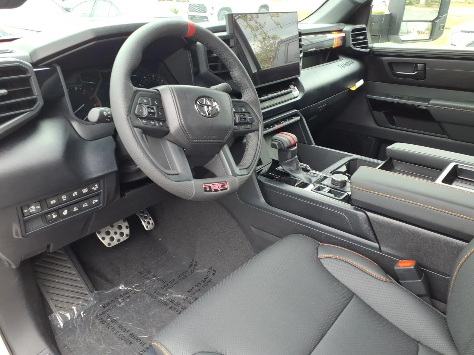 New 2026 Ice Cap (040) Toyota SR5 CREWMAX image 9