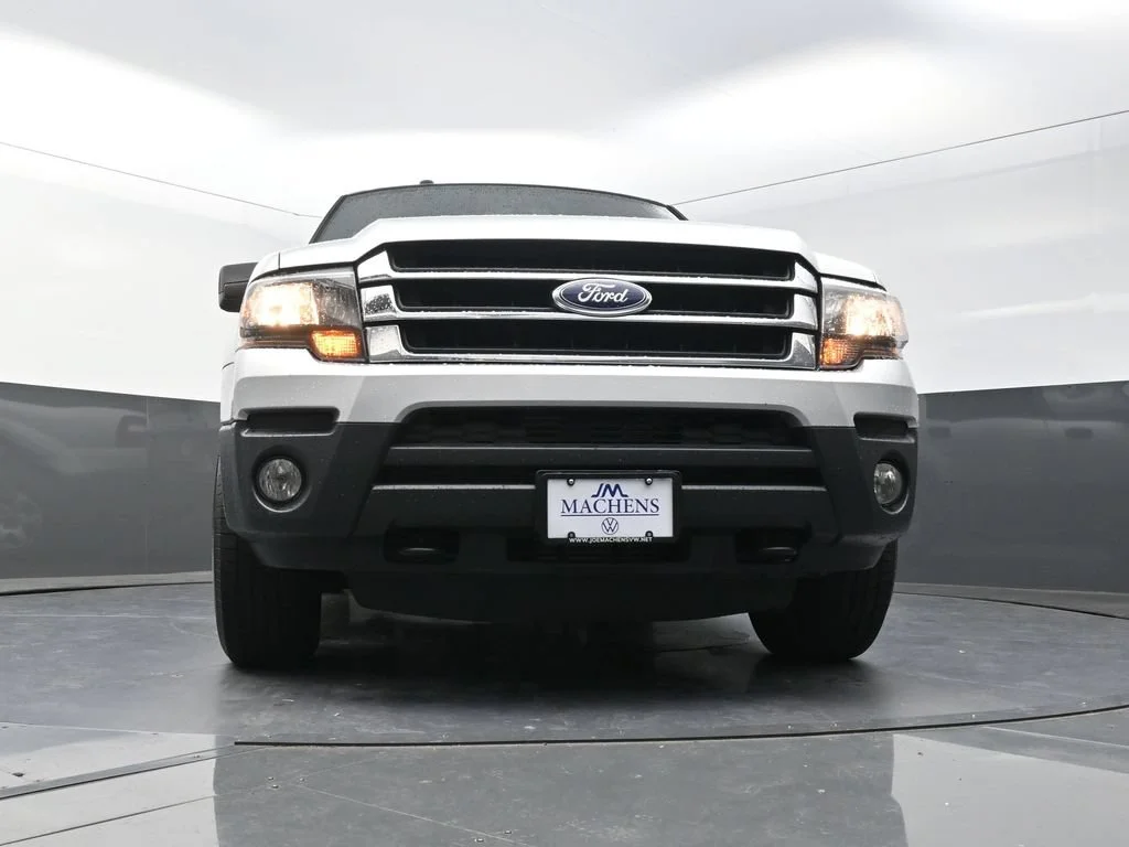 Used 2017 Silver Ford XL image 22