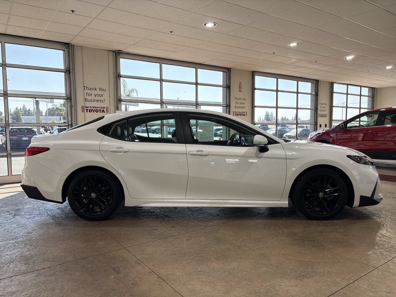 Certified Used 2025 Ice Toyota SE image 3