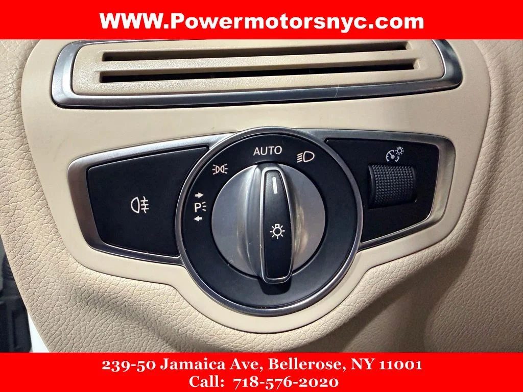Used 2021 White Mercedes-Benz C 300 image 51