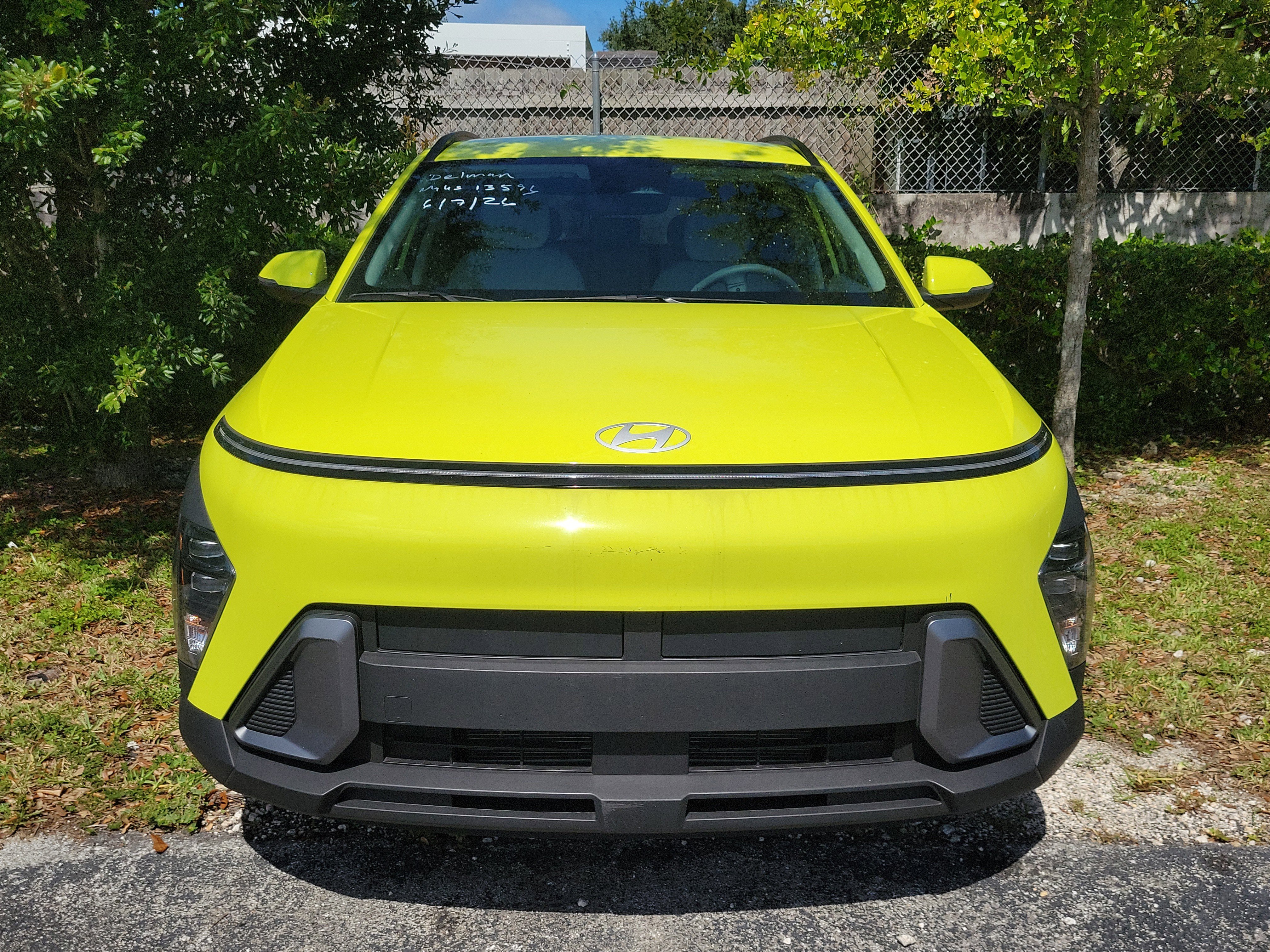 Used 2024 Neoteric Yellow Hyundai SEL image 2