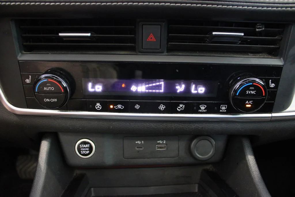 Used 2023 Black Nissan SV image 8