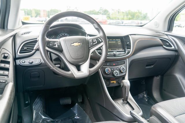 Used 2019 Silver Chevrolet LT image 13
