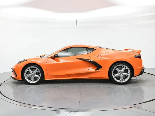Used 2023 AMPLIFY ORANGE TINTCOAT Chevrolet 3LT image 4