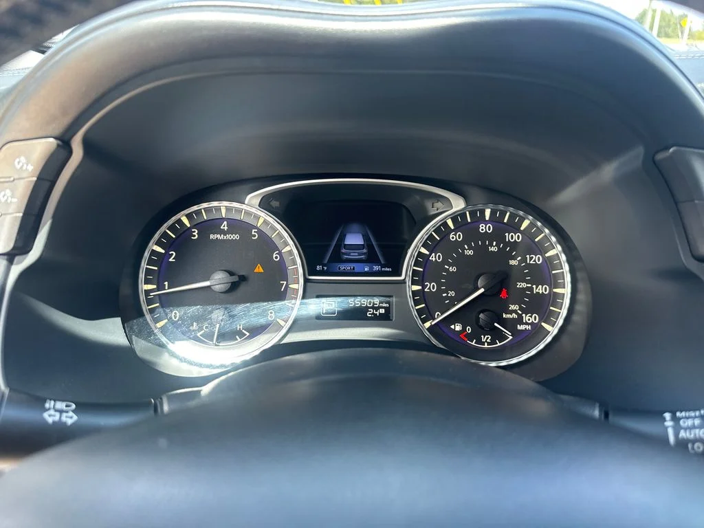 Used 2020 Black INFINITI LUXE image 23