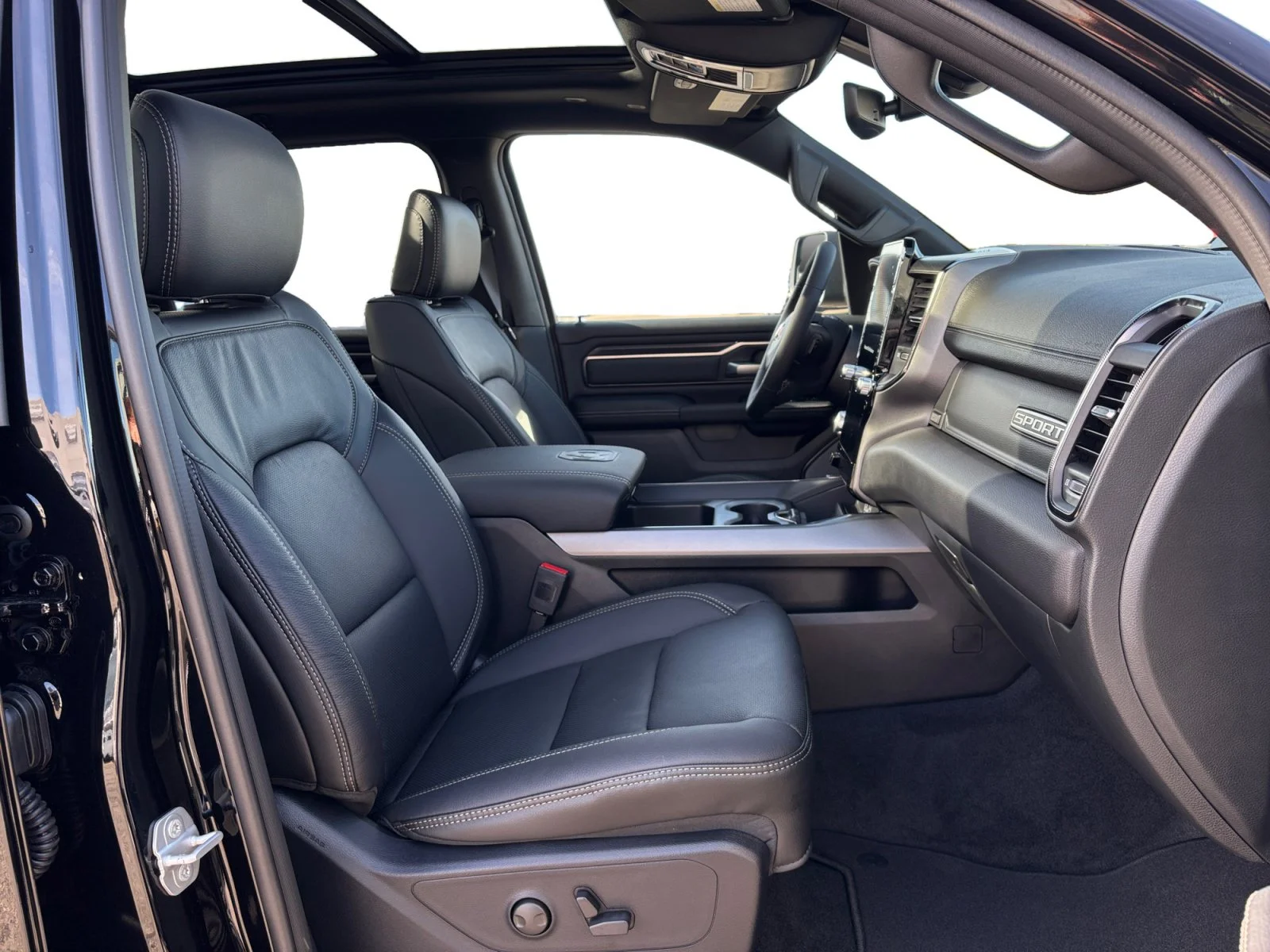 New 2027 Diamond Black Crystal Pearl Ram Sport image 17