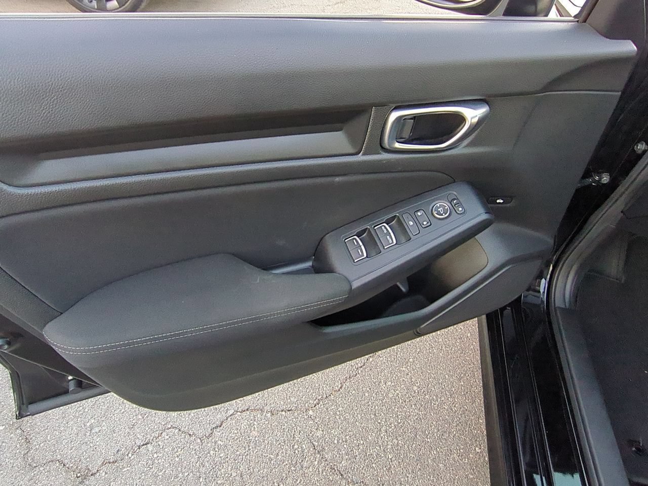 Used 2024  Honda Sport image 20