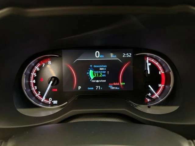 Used 2024  Toyota XLE image 14