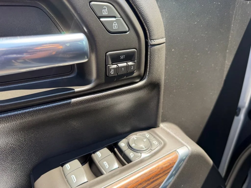 2020 Chevrolet Silverado 1500 High Country - Photo 13