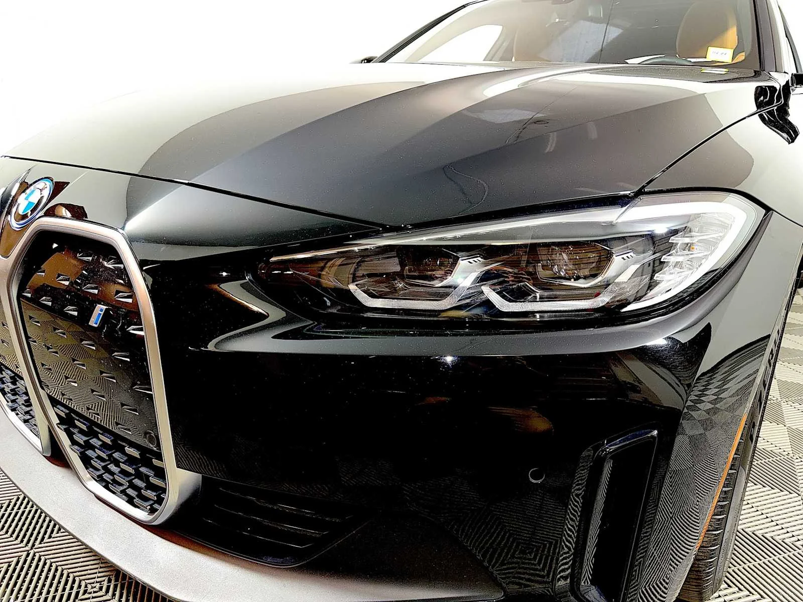 2024 BMW i4 35 - Photo 26