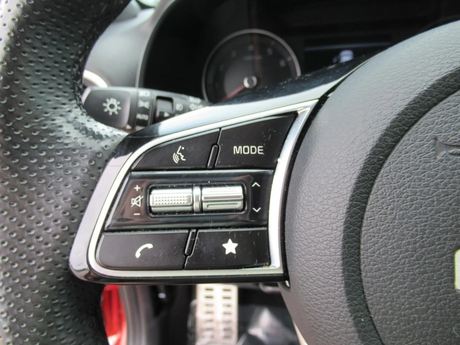 Used 2022 Orange Kia GT-Line image 23