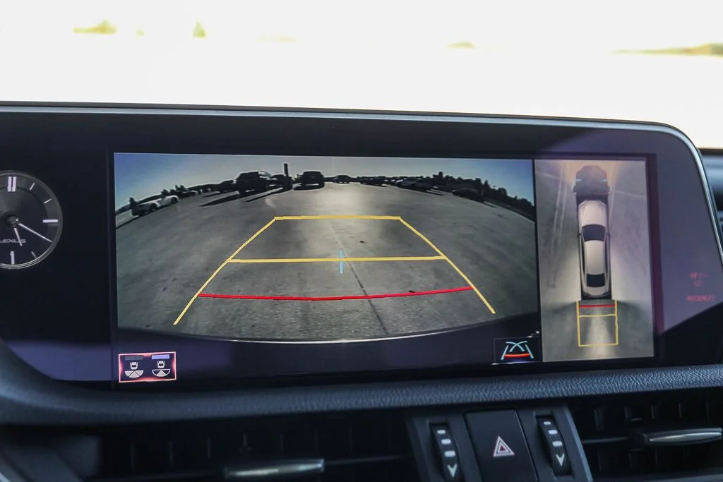 Used 2020 Gray Lexus 300h Luxury image 23