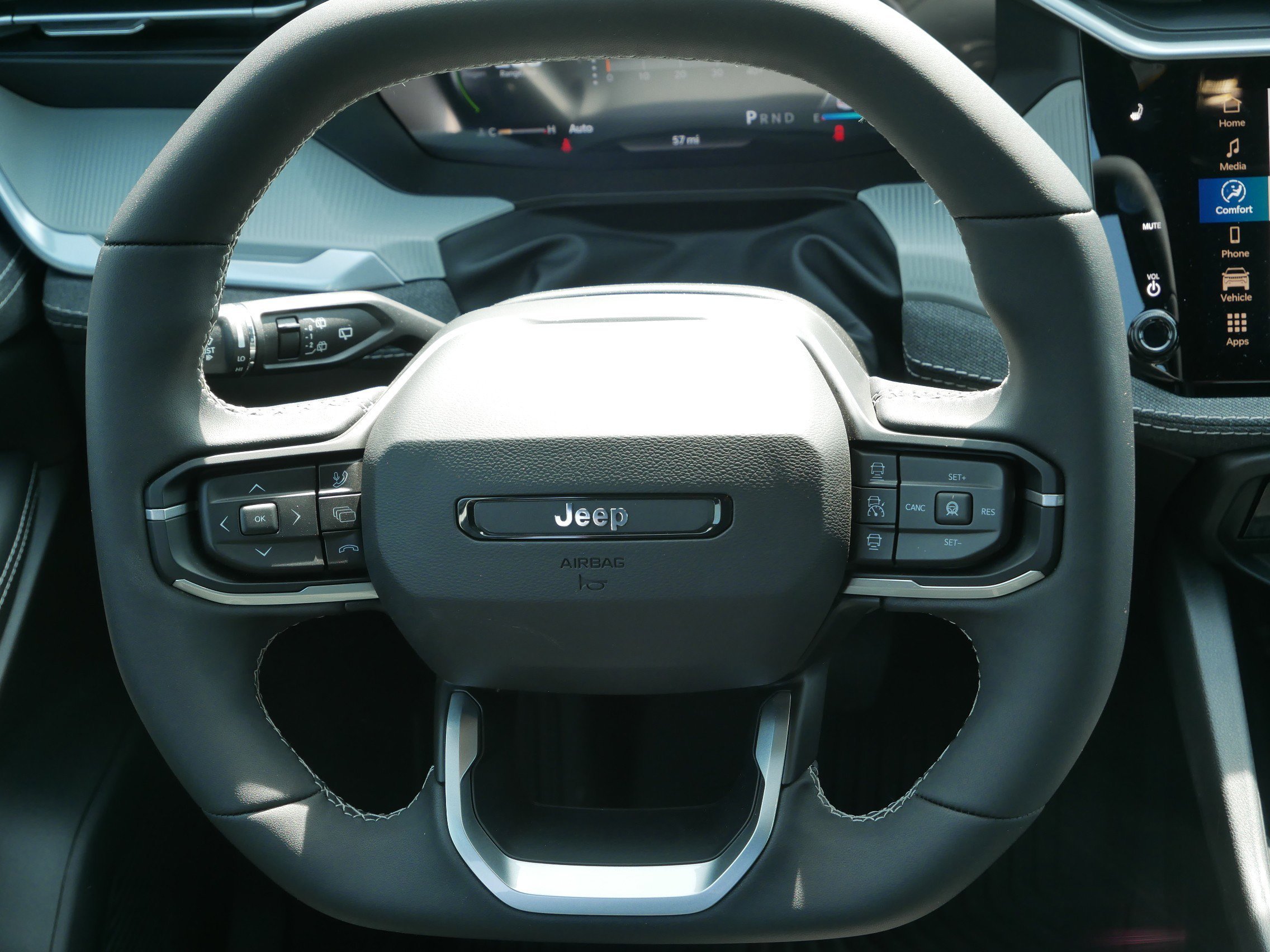 2026 Jeep Cherokee Laredo - Photo 15