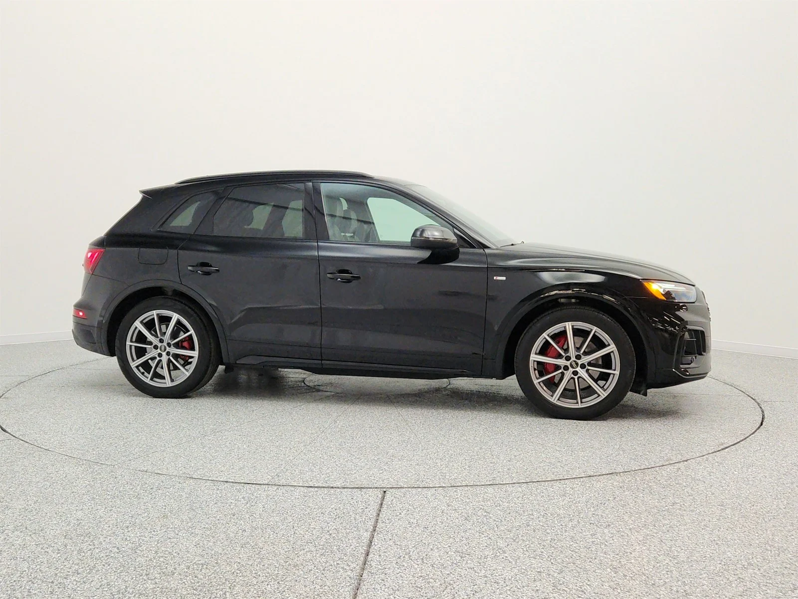 Used 2024 Mythos Black Metallic Audi S line Premium Plus 55 TFSI e quattro image 4