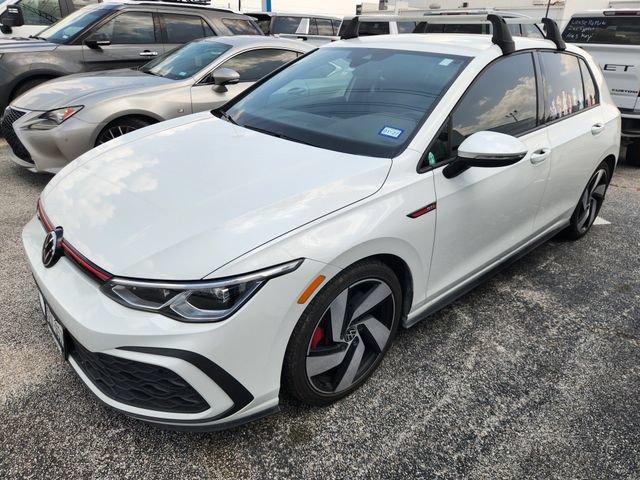 Used 2023  Volkswagen S image 2