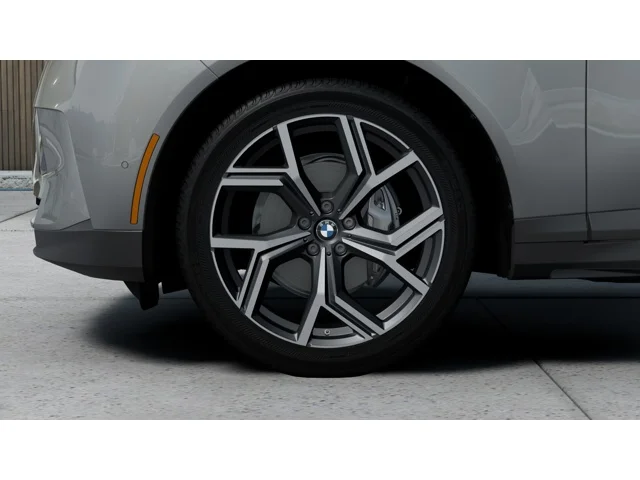 New 2027 Space Silver Metallic BMW  image 7