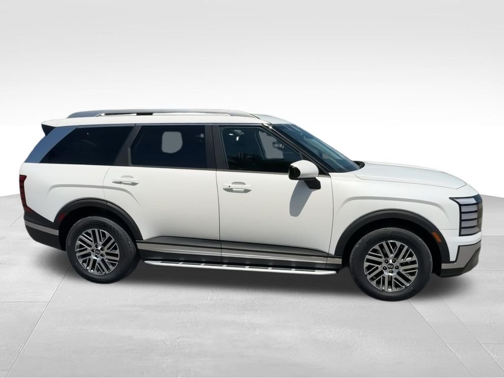 New 2026 White Hyundai SEL AWD image 2