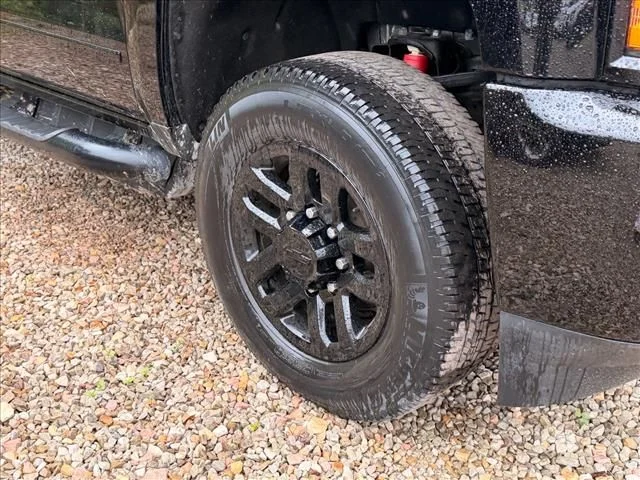 Used 2019 Black Chevrolet LTZ image 15