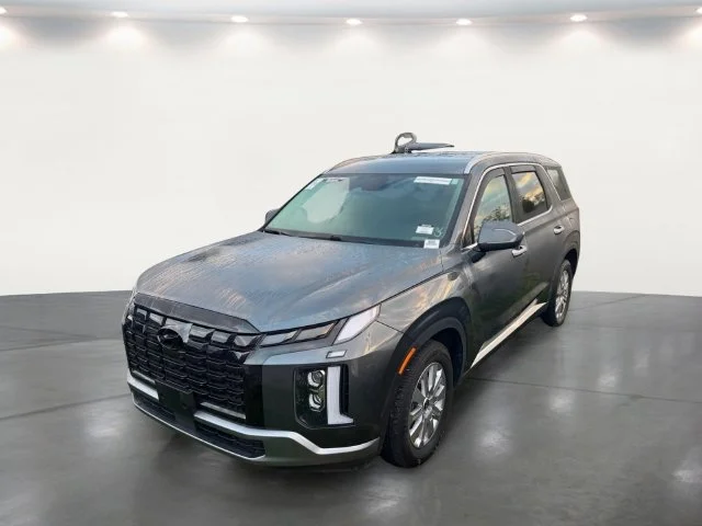 Used 2024 Gray Hyundai SEL image 2