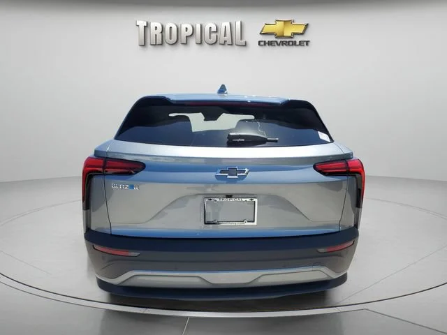 New 2025 Sterling Gray Metallic Chevrolet LT image 4