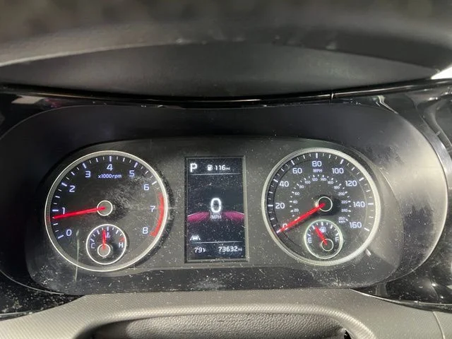 Used 2023 White Kia GT-Line image 18