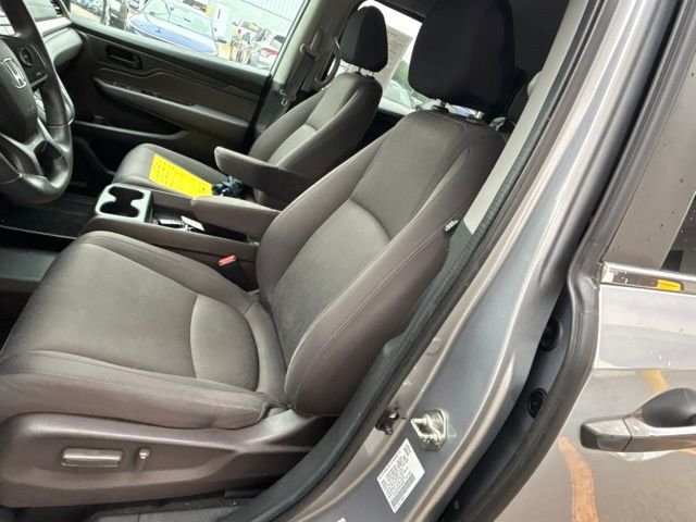 Used 2019 Silver Honda LX image 15