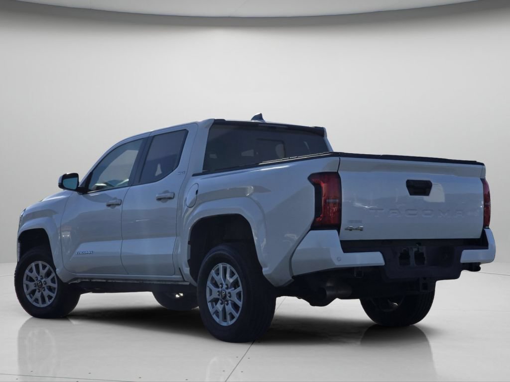 Certified Used 2025 Ice Toyota SR5 image 21