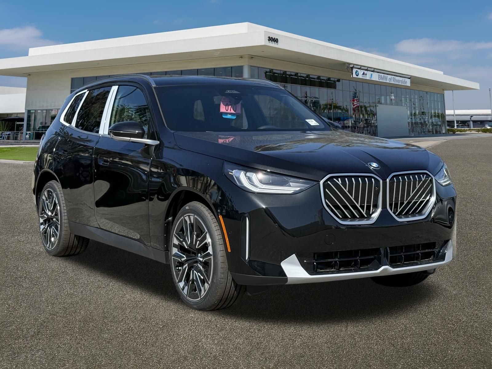 New 2026 Black Sapphire Metallic BMW 30 xDrive image 2