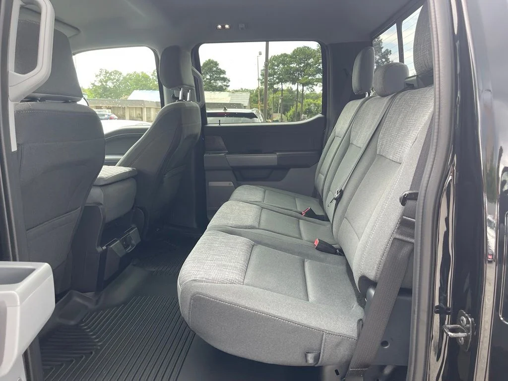 Used 2026 Agate Black Metallic Ford XLT image 15