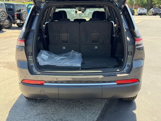 New 2026 Baltic Gray Metallic Clear-Coat Exterior Paint Jeep Laredo image 9
