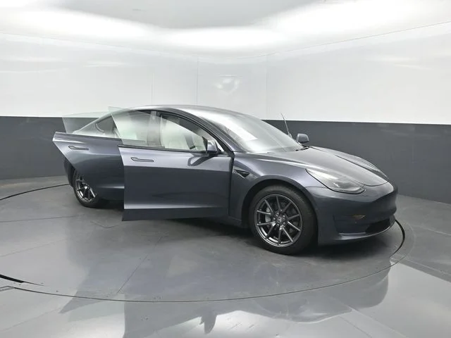 Used 2022 Black Tesla Base image 30