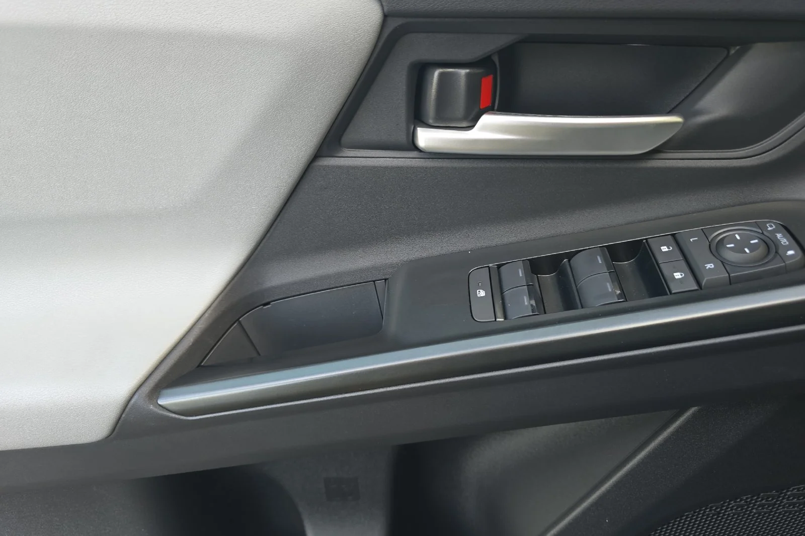 New 2026 Harbor Mist Gray Pearl Subaru Premium image 11