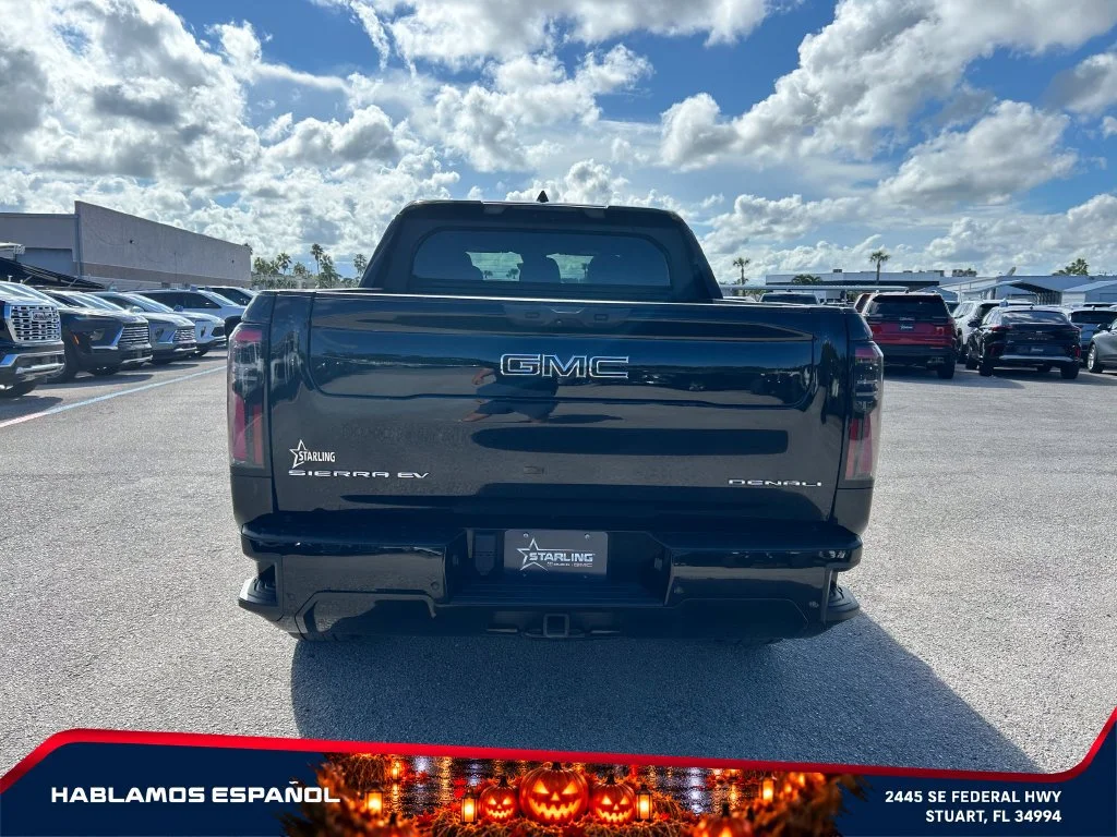 Used 2025 Onyx Black GMC Extended Range Denali image 6