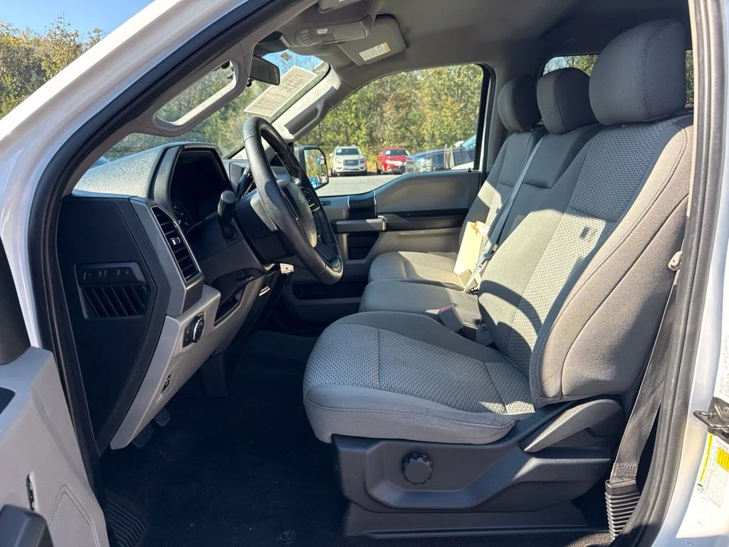 Used 2020 White Ford XLT image 5