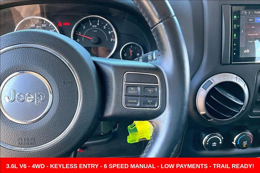 Used 2017 Silver Jeep Unlimited Sport image 14