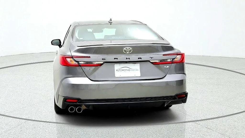 Used 2025 Heavy Metal Toyota SE w/ Power Moonroof, Cold Weather Pkg & Convenience Pkg image 6