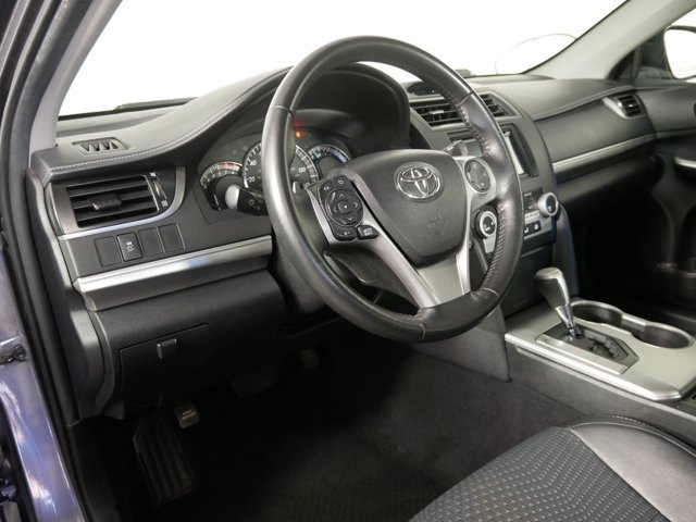 Used 2014 Magnetic Gray Metallic Toyota SE image 10