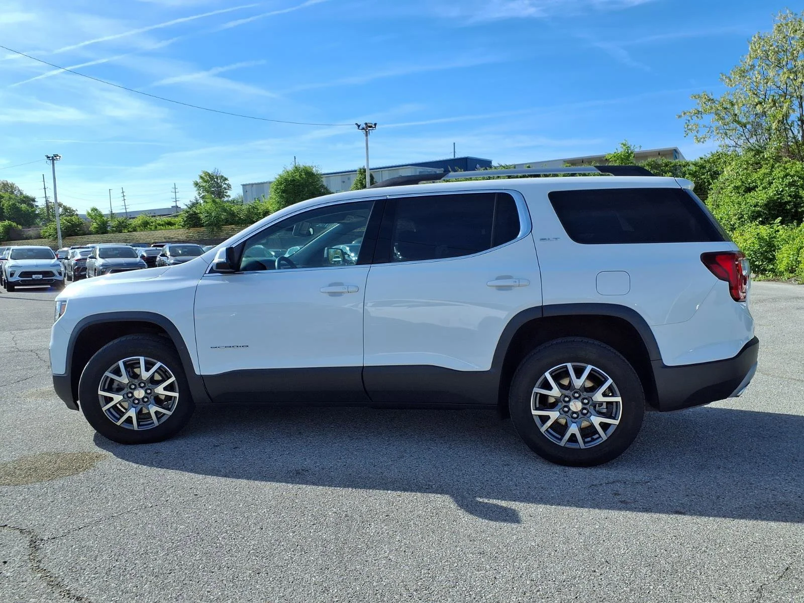 2023 GMC Acadia SLT - Photo 43