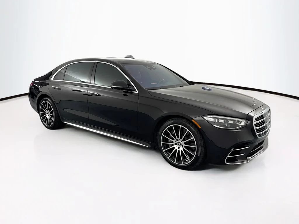Used 2023 Black Mercedes-Benz S 580 image 3