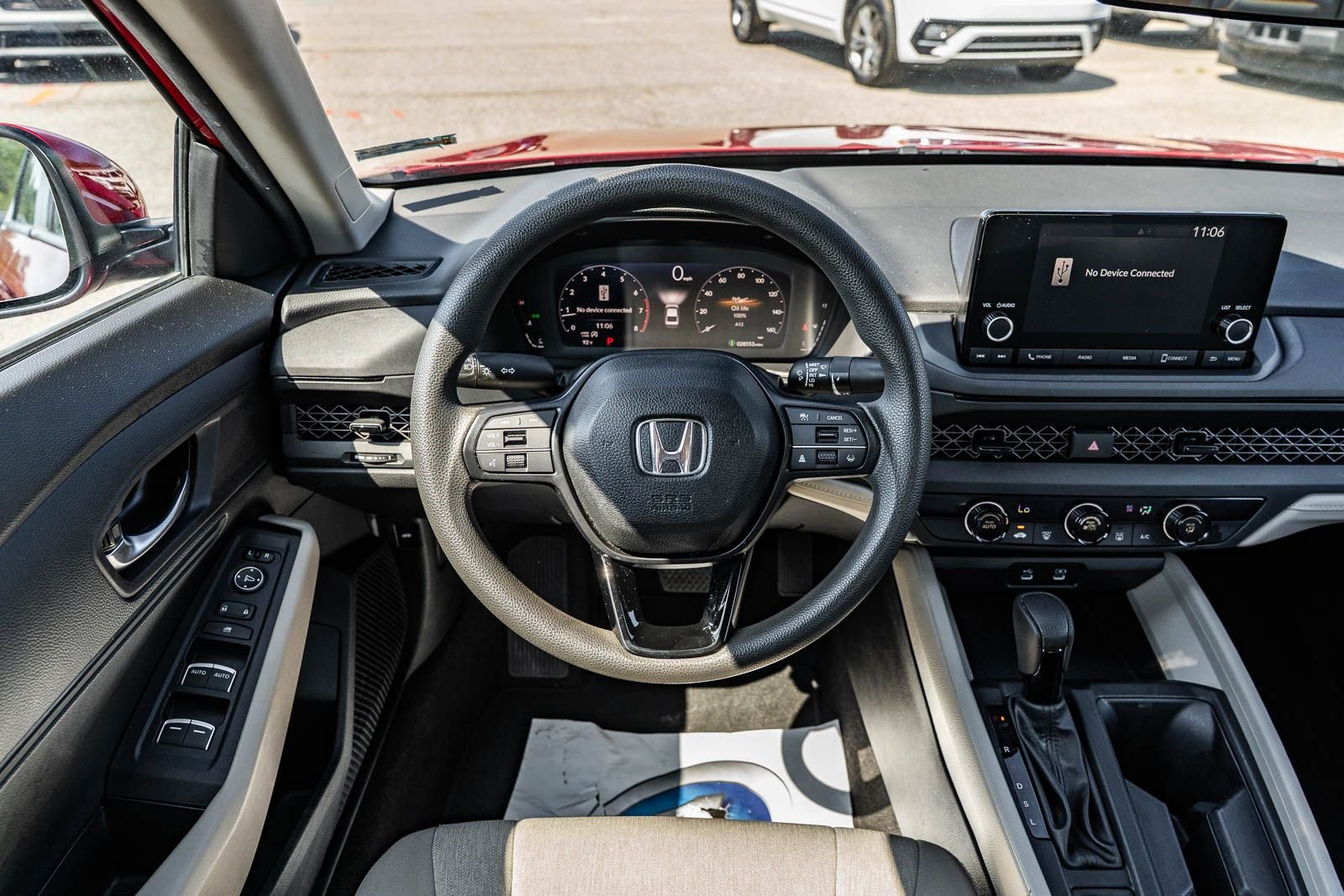 Certified Used 2025  Honda LX image 22