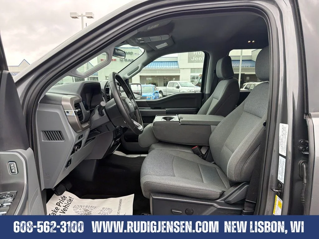 Used 2025 Gray Ford XLT image 9