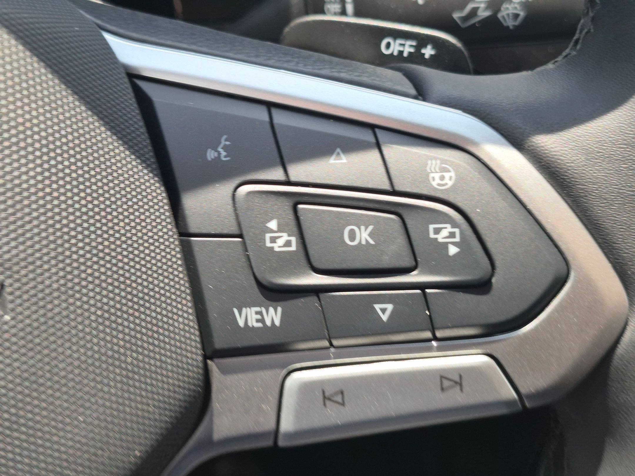 New 2026 Pearl Volkswagen 2.0T Peak Edition image 18