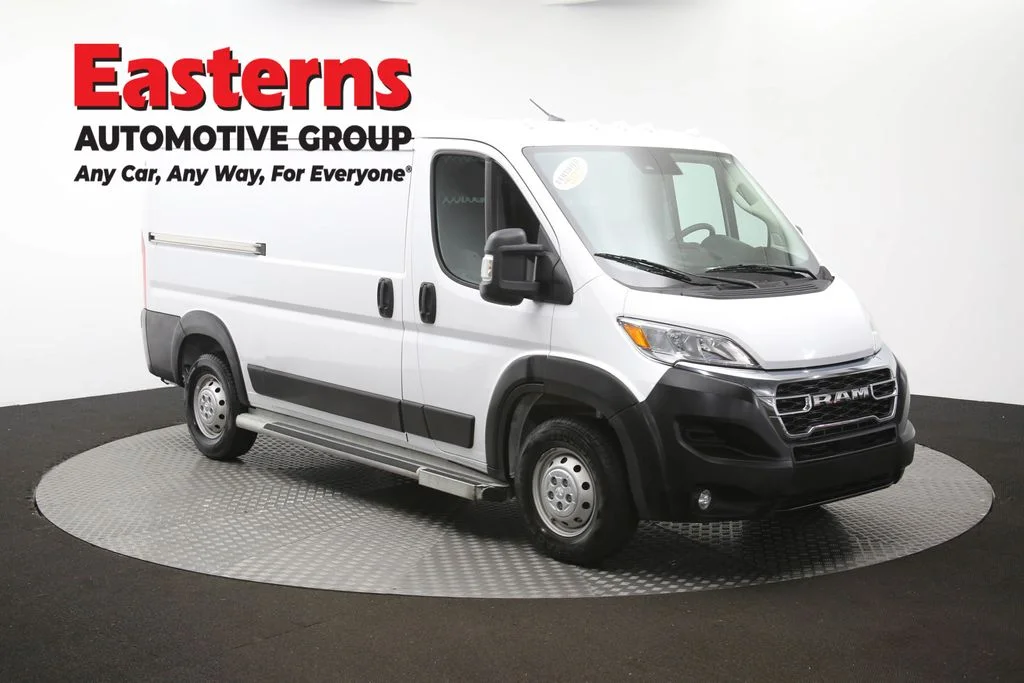 Used 2023 White Ram Base image 46