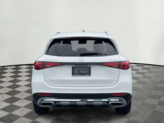 Used 2026 White Mercedes-Benz GLC 300 image 10
